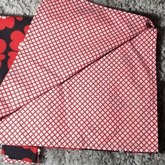 The stylish and reversible Balboa Baby Car Seat Ca - Picture 2 of 4